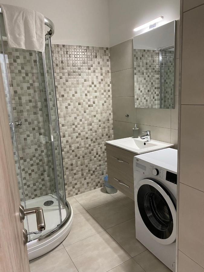 Paskom Apartmanház Nyergesujfalu Esterno foto