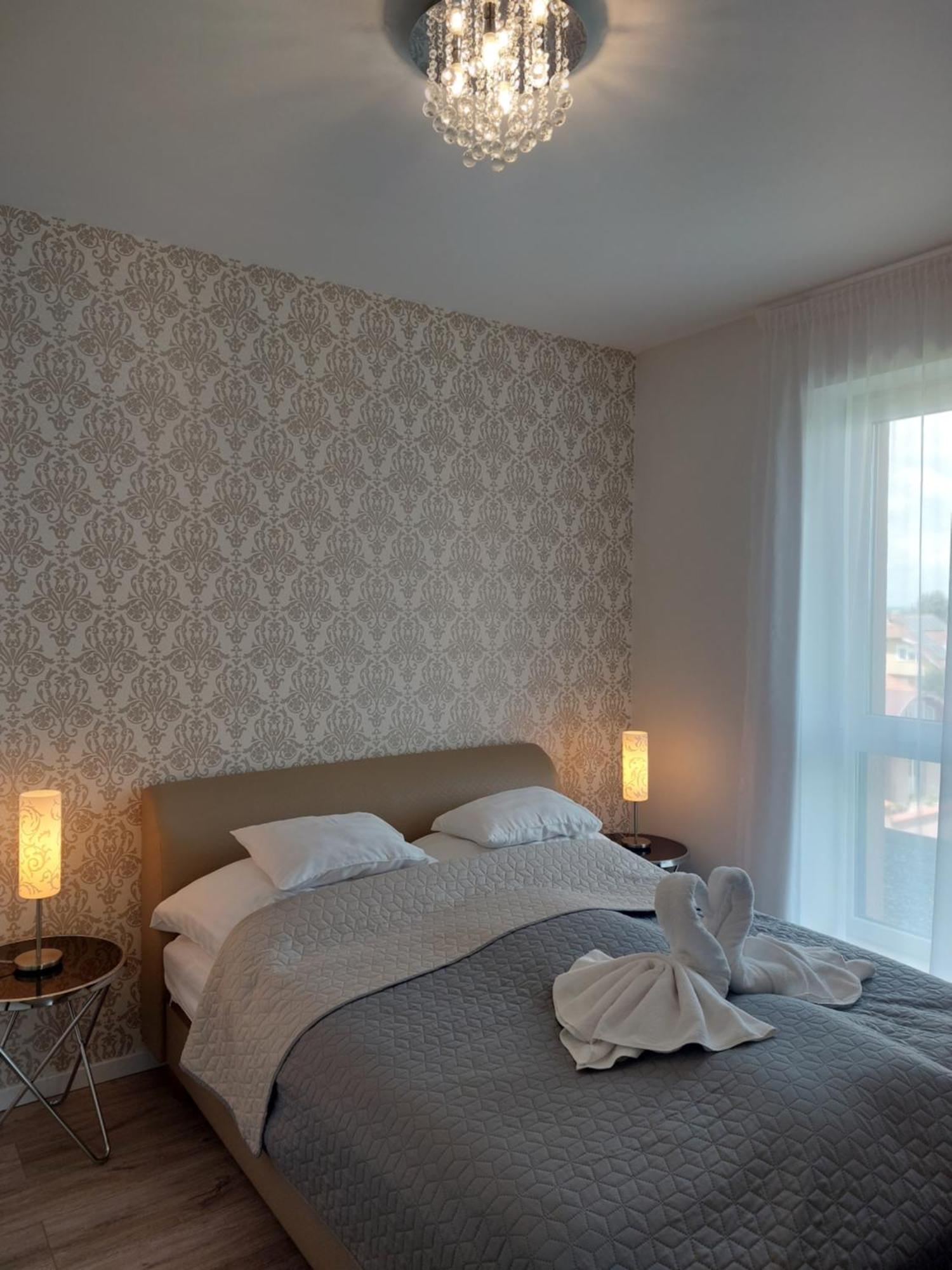 Paskom Apartmanház Nyergesujfalu Esterno foto